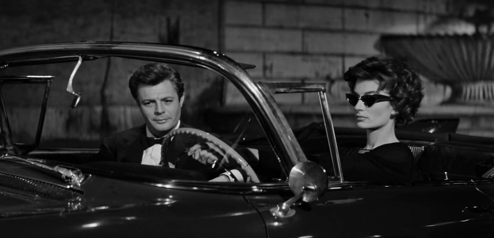 New trailer for Fellini #39 s La dolce vita back in cinemas 3 January